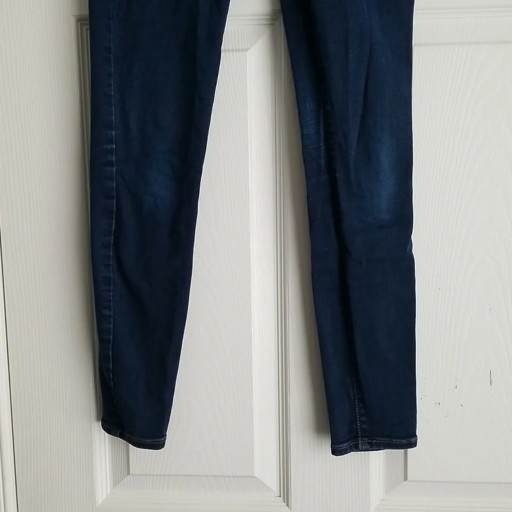 Old Navy Rockstar High Rise Super Skinny Jeans